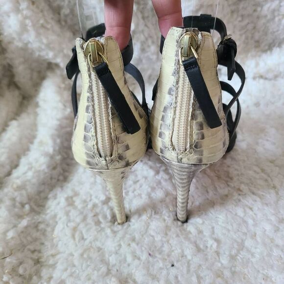 Charles David Idealize Snakeskin Strappy Heels sz 6 - Picture 2 of 5